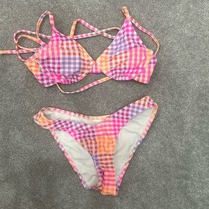 Women bikini. Size small.